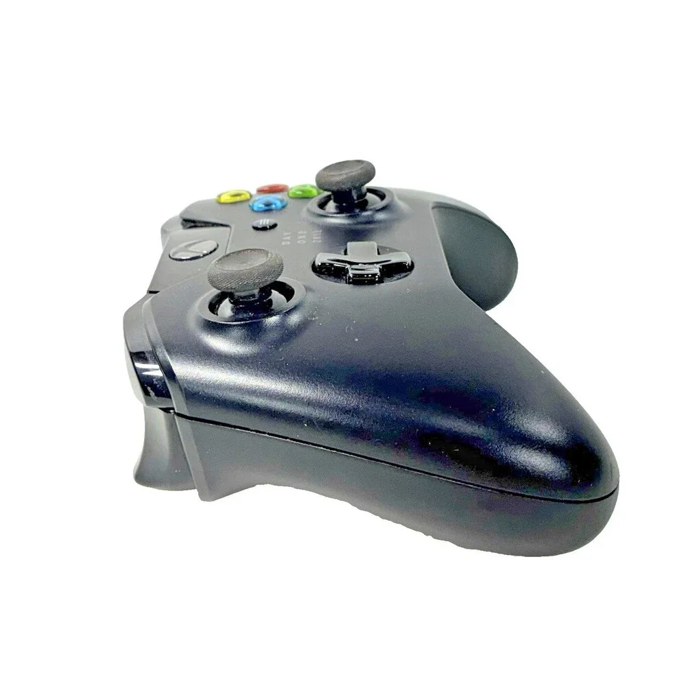 Official Microsoft Xbox One Wireless Controller Day One 2013 Edition Tested
